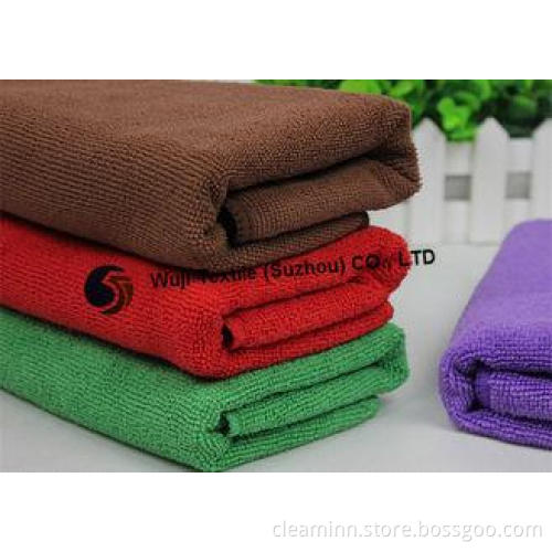 Red / green comfortable microfiber travel towels 80% polyes